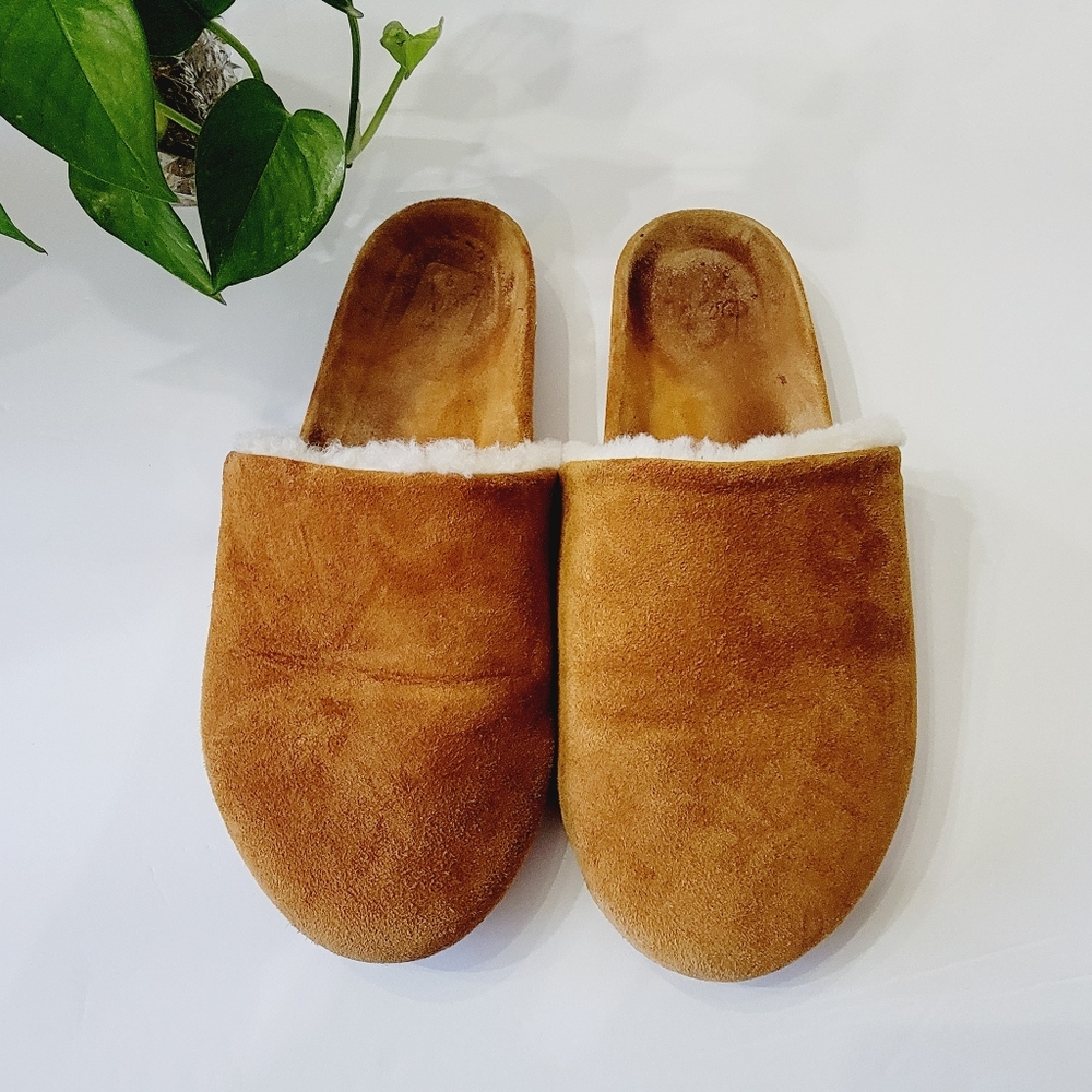 BEEK APALIS shearling mule size 9